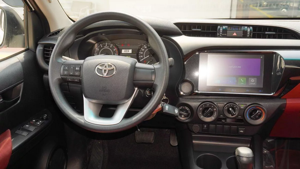 Toyota Hilux SGLX 2.7L PETROL 4WD A/T BASIC 2025-11-0