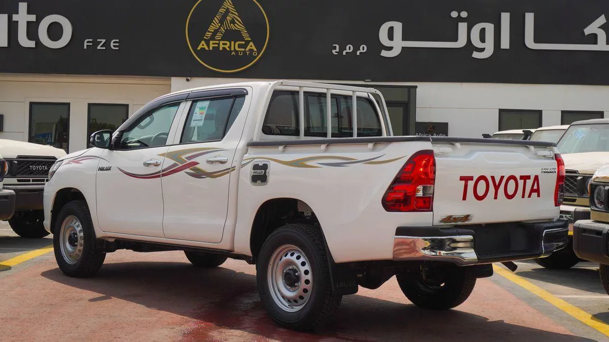 Toyota Hilux SGLX 2.7L PETROL 4WD A/T BASIC 2025-15-0