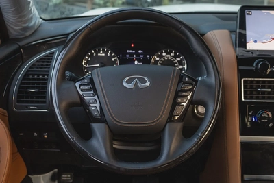 Infiniti QX80 2024-9