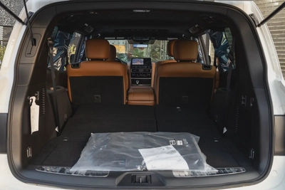 Infiniti QX80 2024-17