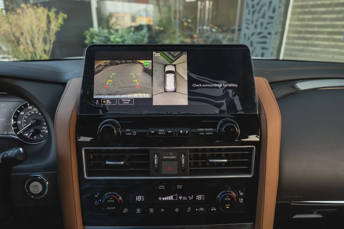 Infiniti QX80 2024-14-14