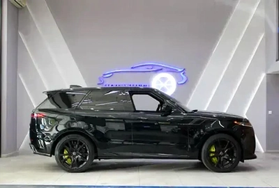 2025 - Range Rover Sport SV - V8 with warranty-3