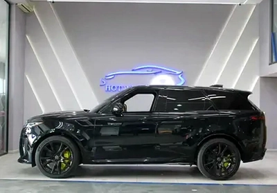 2025 - Range Rover Sport SV - V8 with warranty-11