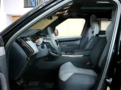 2025 - Range Rover Sport SV - V8 with warranty-9