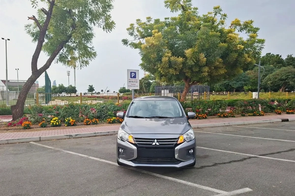MITSUBISHI ATTRAGE 2022