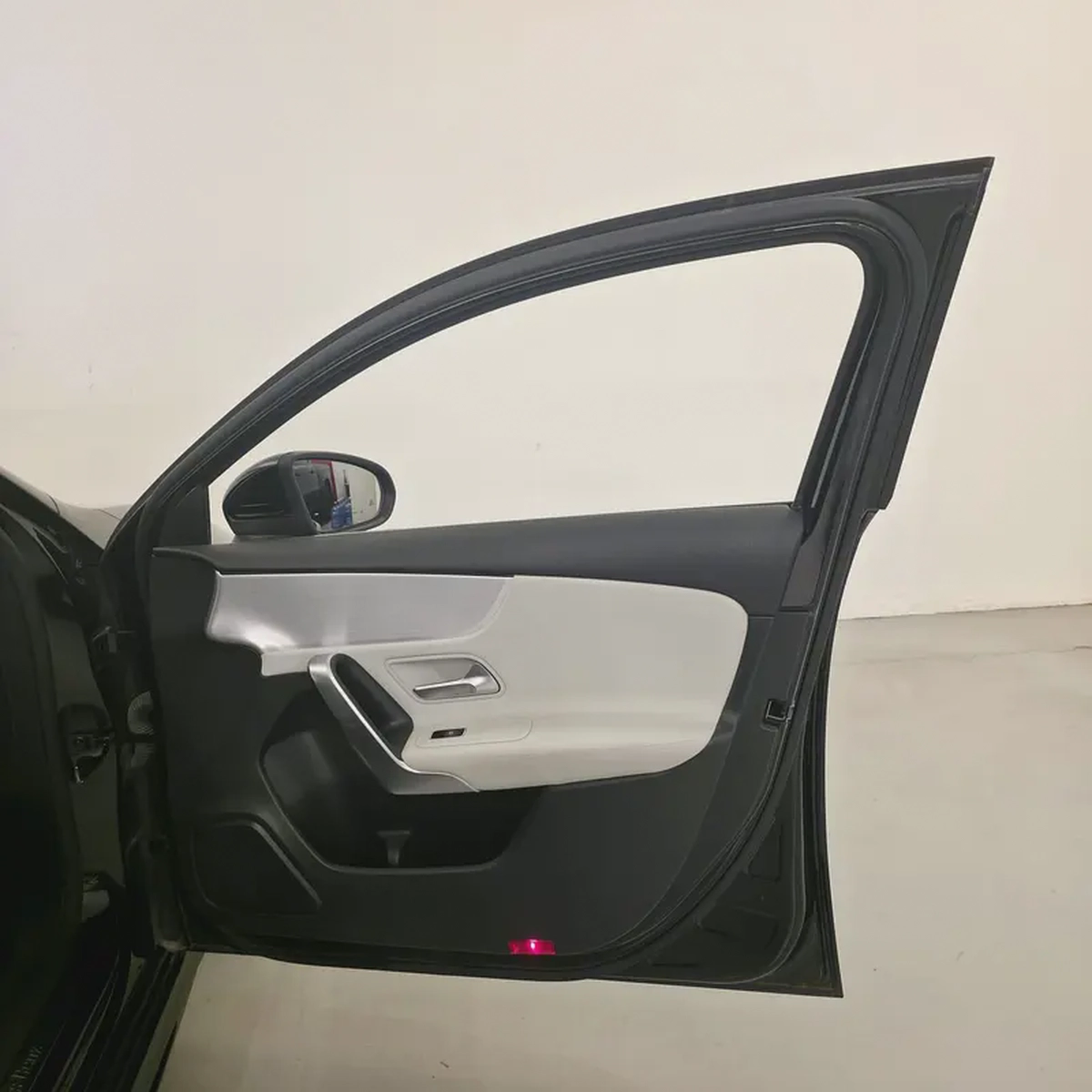 AED 1551 PM |  MERCEDES BENZ A250 2020 | PRISTINE CONDITION | LOW KMS | 1 YEAR WARRANTY | GCC-10-10