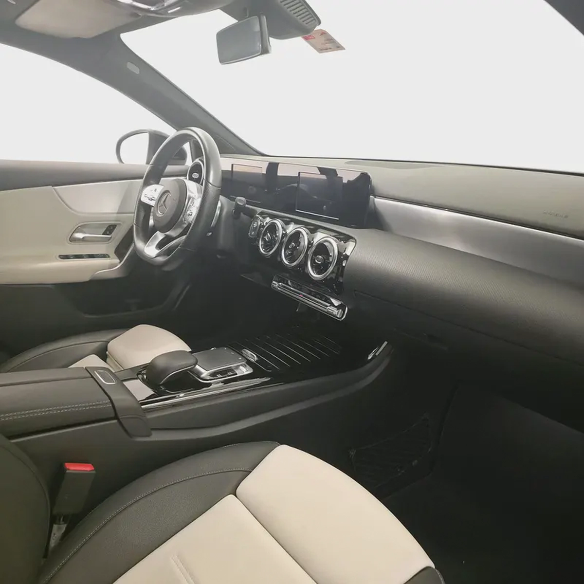 AED 1551 PM |  MERCEDES BENZ A250 2020 | PRISTINE CONDITION | LOW KMS | 1 YEAR WARRANTY | GCC-13-13