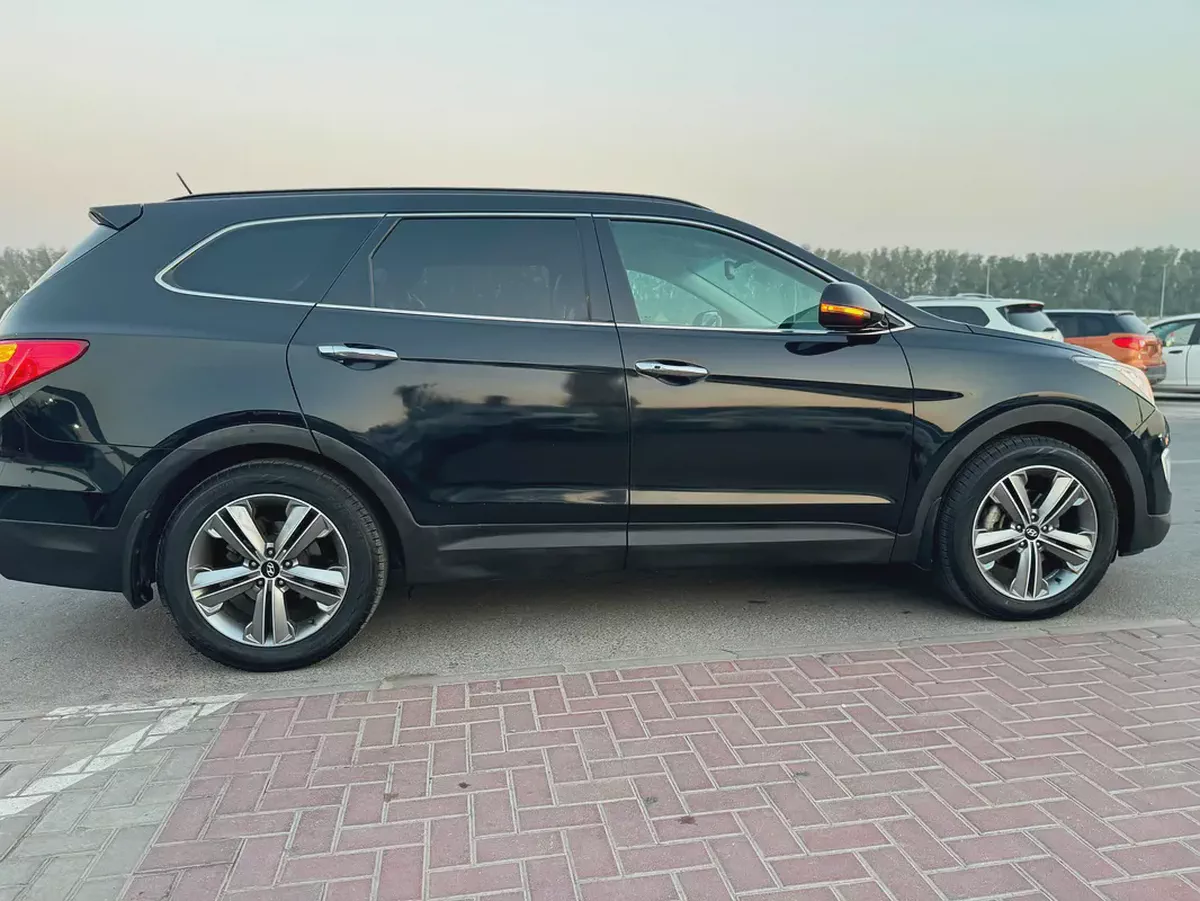 Hyundai Santa Fe Limited 2015 GCC Specs-9-9
