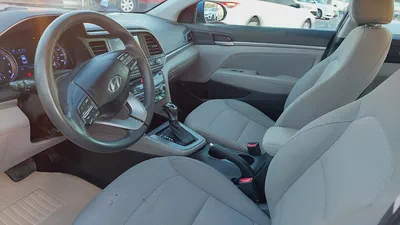 2020 Hyundai Elantra SE - Well Maintained, American Specs-16
