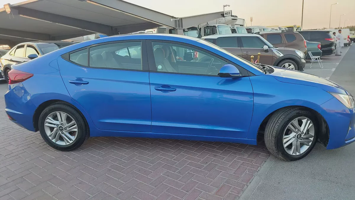 2020 Hyundai Elantra SE - Well Maintained, American Specs-2-2