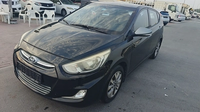 Hyundai Accent 2015 GL GCC Specs - Well Maintained-7