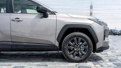 2026 Toyota Rav4 XLE 4x4 2.0L AT Petrol AWD-4