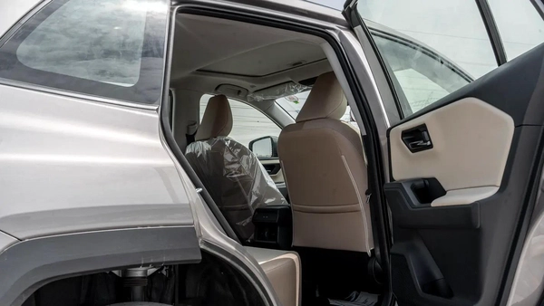 2026 Toyota Rav4 XLE 4x4 2.0L AT Petrol AWD