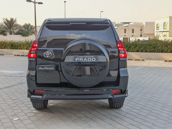 TOYOTA PRADO 2012 FACELIFTED 2023 GCC V6 4.0L IN EXCELLENT CONDITION