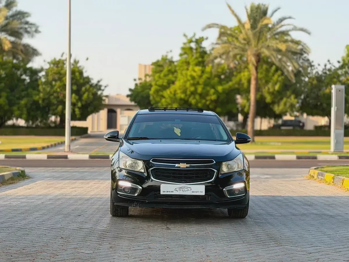 Chevrolet Cruze LT 2016 GCC Specs - Well Maintained-2-2