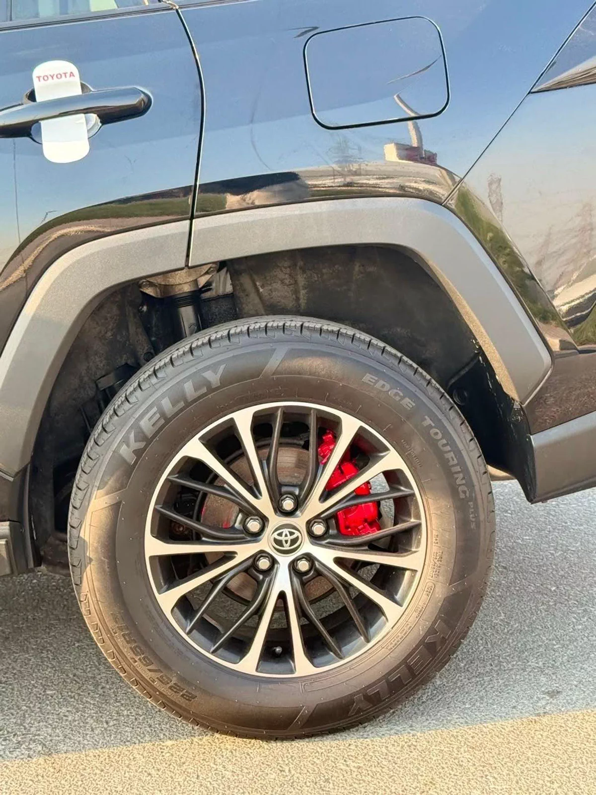 Toyota RAV4 XLE-10-0