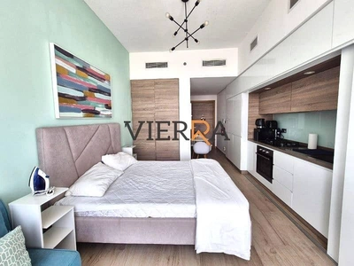 Upgraded and Fully Furnished | Premium Location-3