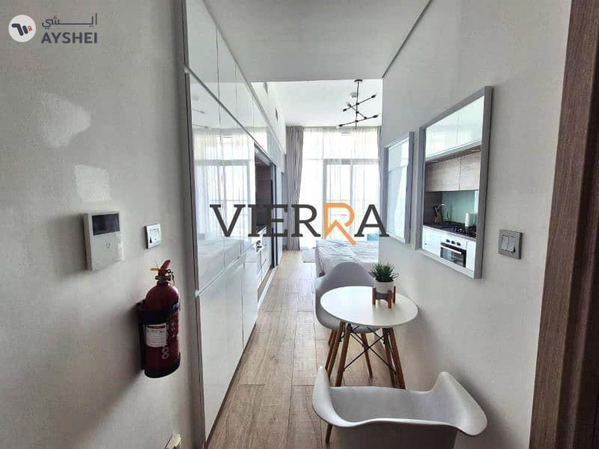 Upgraded and Fully Furnished | Premium Location-6-6