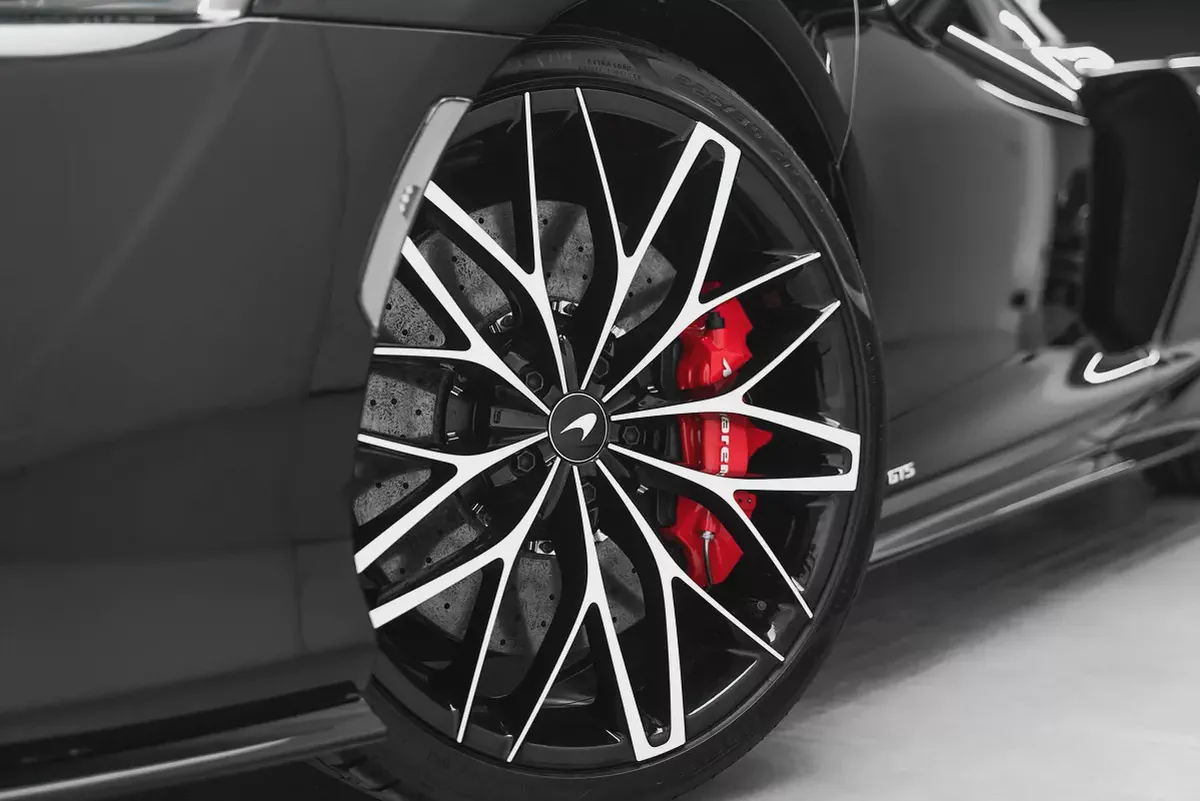 2025 MCLAREN GTS WITH WARRANTY  SERVICE CONTRACT-16-16