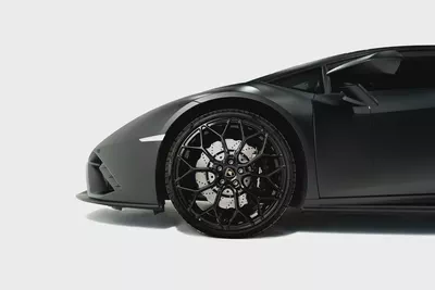 HURACAN EVO | DELIVERY MILEAGE | BRANDING PACKAGE | FRONT SUSPENSION LIFTER-5