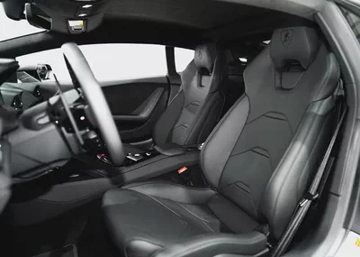 HURACAN EVO | DELIVERY MILEAGE | BRANDING PACKAGE | FRONT SUSPENSION LIFTER-8