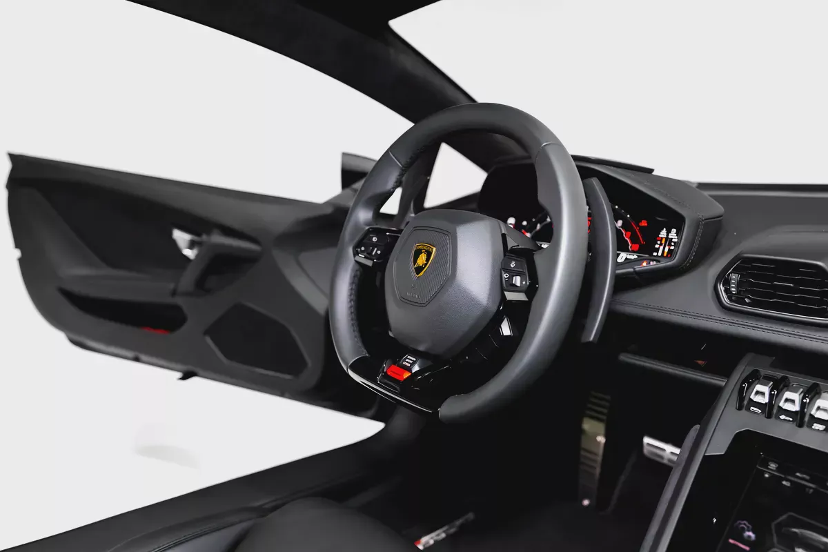 HURACAN EVO | DELIVERY MILEAGE | BRANDING PACKAGE | FRONT SUSPENSION LIFTER-9-9