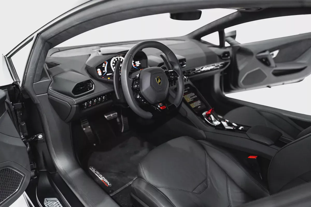 HURACAN EVO | DELIVERY MILEAGE | BRANDING PACKAGE | FRONT SUSPENSION LIFTER-7-7