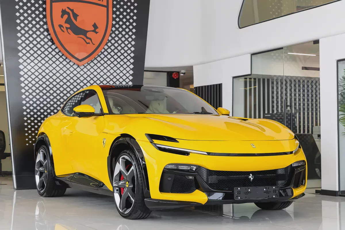 FERRARI PUROSANGUE | FULL CARBON INTERIOR | FULLY LOADED | 2025 (Warranty  Service Contract)