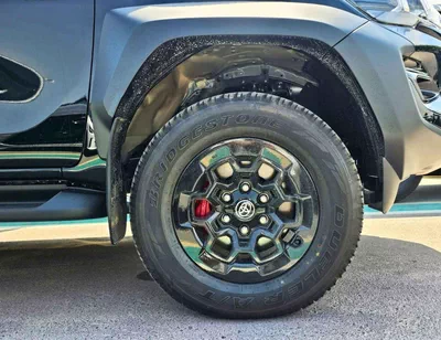 Toyota Hilux GR SPORT WITH BULBAR / 2.8L DIESEL V4 / RADAR / 360*CAMERA / DRIVER PWR SEATS WITH LATHER (CODE# HGR-6