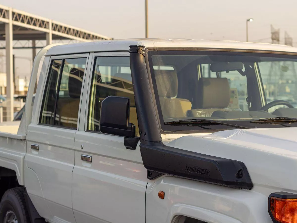 Toyota Land Cruiser Pick Up EXPORT ONLY - TOYOTA LC 79 2.8L Double Cabin M/T 2026 TOYOTA LC79 2.8L DC DSL E A/T - EXPORT ONLY-4-0