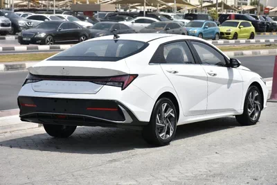 HYUNDAI ELANTRA LUXURY 2025 | WHITE LIKE-1