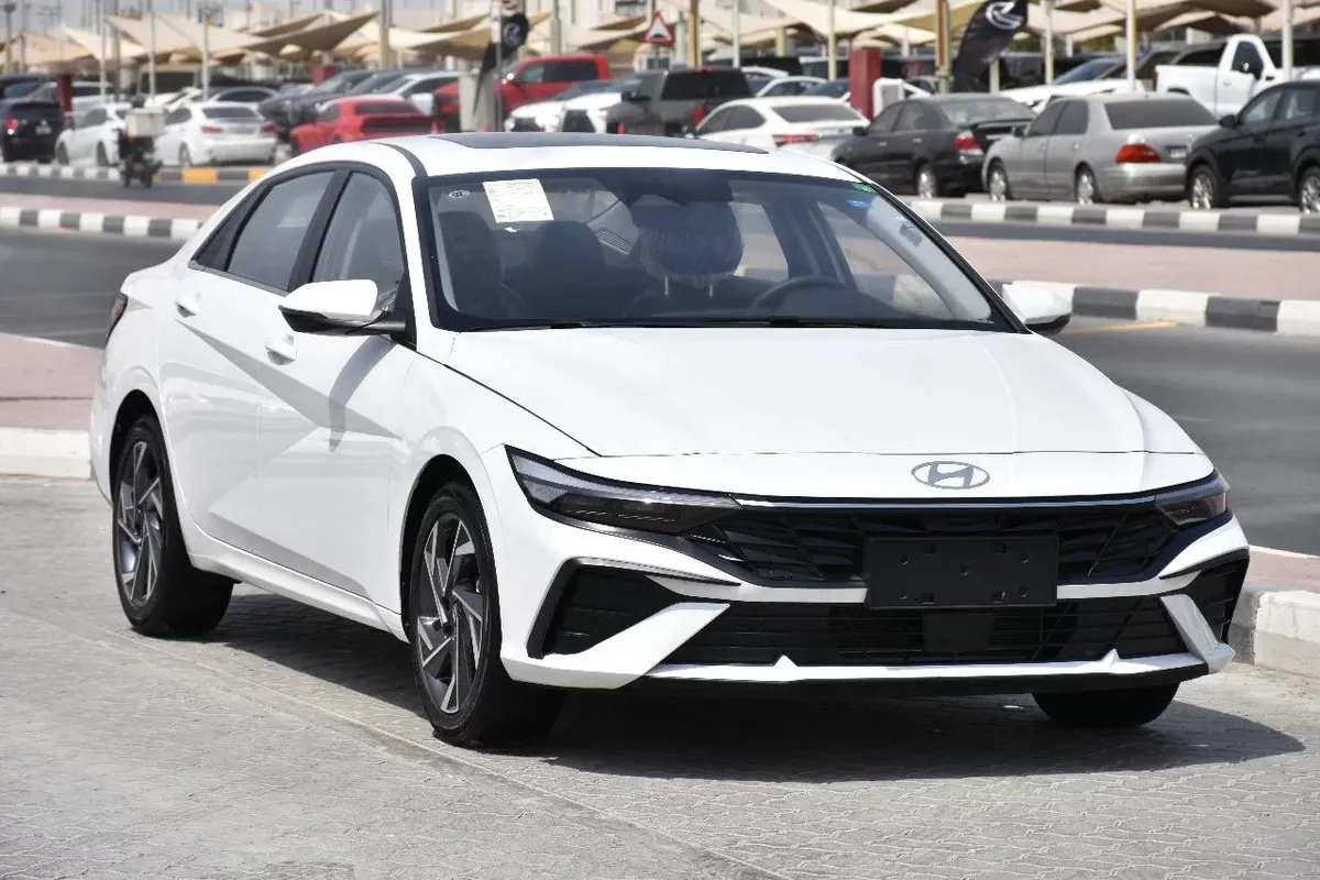 HYUNDAI ELANTRA LUXURY 2025 | WHITE LIKE