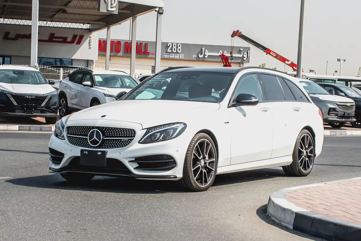 2016 - BENZ C450 STATION - SUPER CLEAN - LIKE NEW - ONLY 25,000 KM-2-2