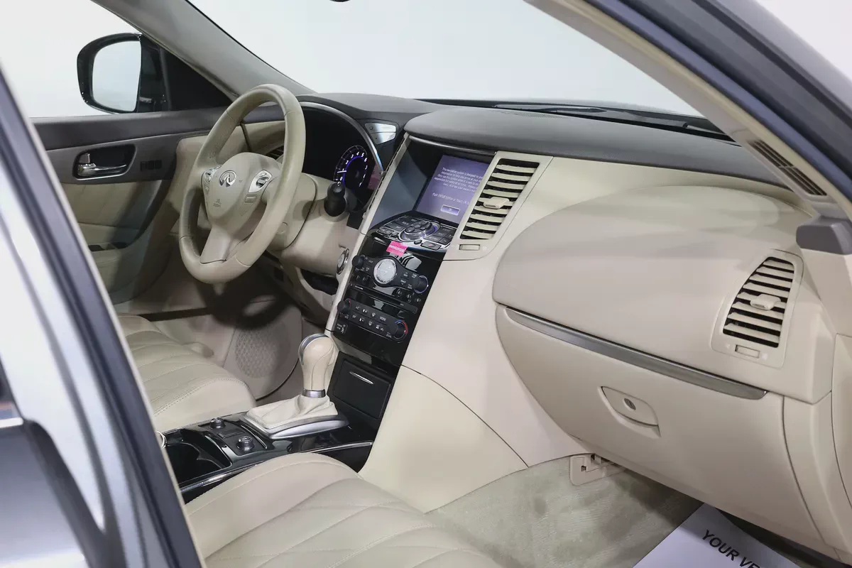 Pristine 2020 Infiniti QX70 Luxury | GCC Specs | Low Mileage-11-11