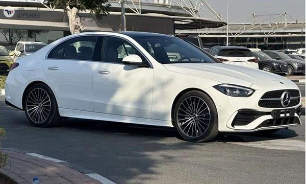 Mercedes-Benz C 200 Premium Plus 2025 GCC 5 Years Agency Warranty