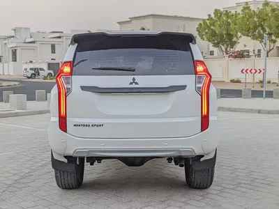 MITSUBISHI MONTERO SPORT 2019 GLS 4WD FULL OPTION GCC IN EXCELLENT CONDITION-5