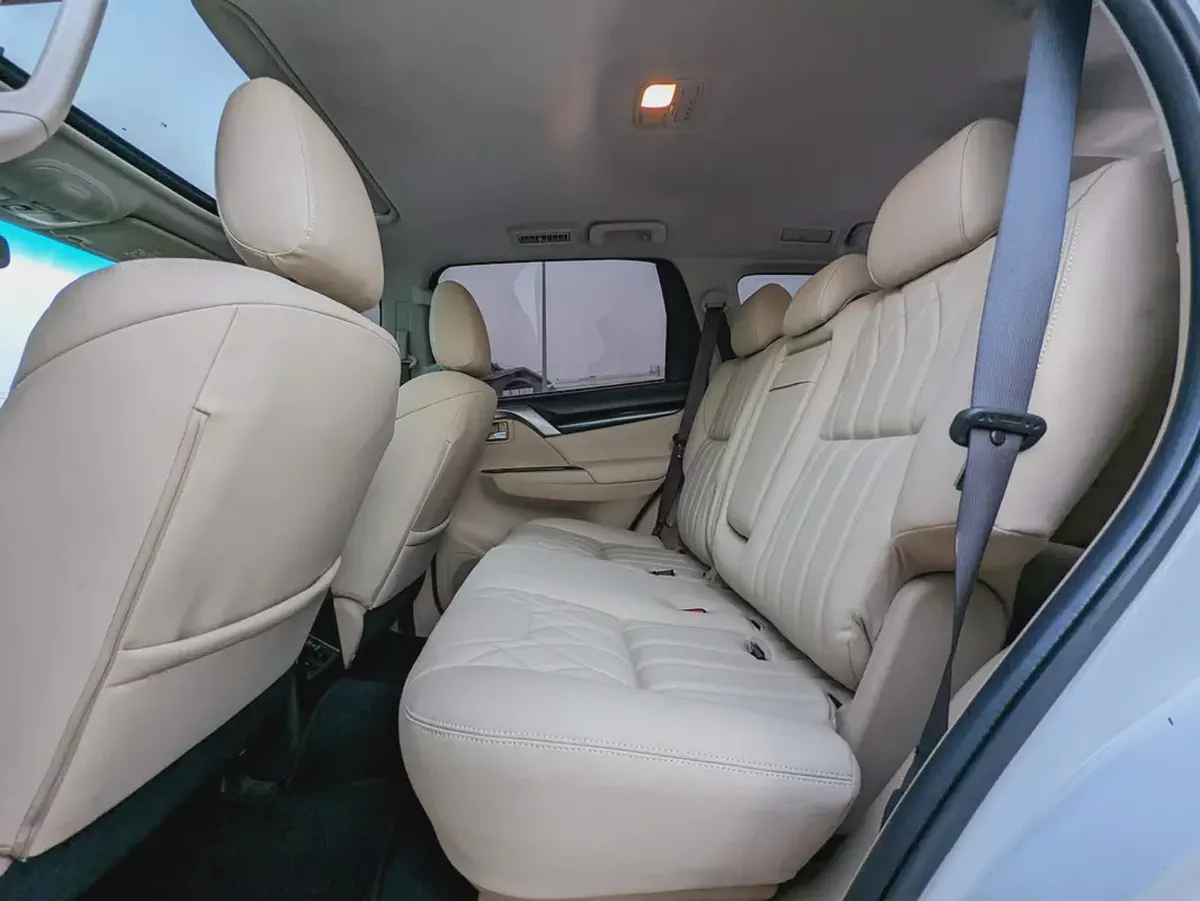 MITSUBISHI MONTERO SPORT 2019 GLS 4WD FULL OPTION GCC IN EXCELLENT CONDITION-9-9