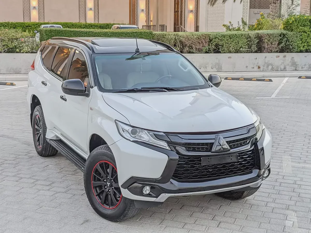 MITSUBISHI MONTERO SPORT 2019 GLS 4WD FULL OPTION GCC IN EXCELLENT CONDITION