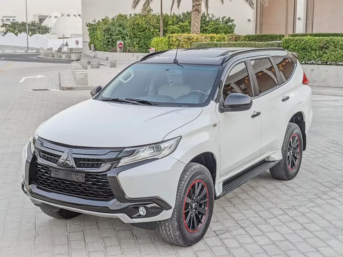 MITSUBISHI MONTERO SPORT 2019 GLS 4WD FULL OPTION GCC IN EXCELLENT CONDITION-1-1
