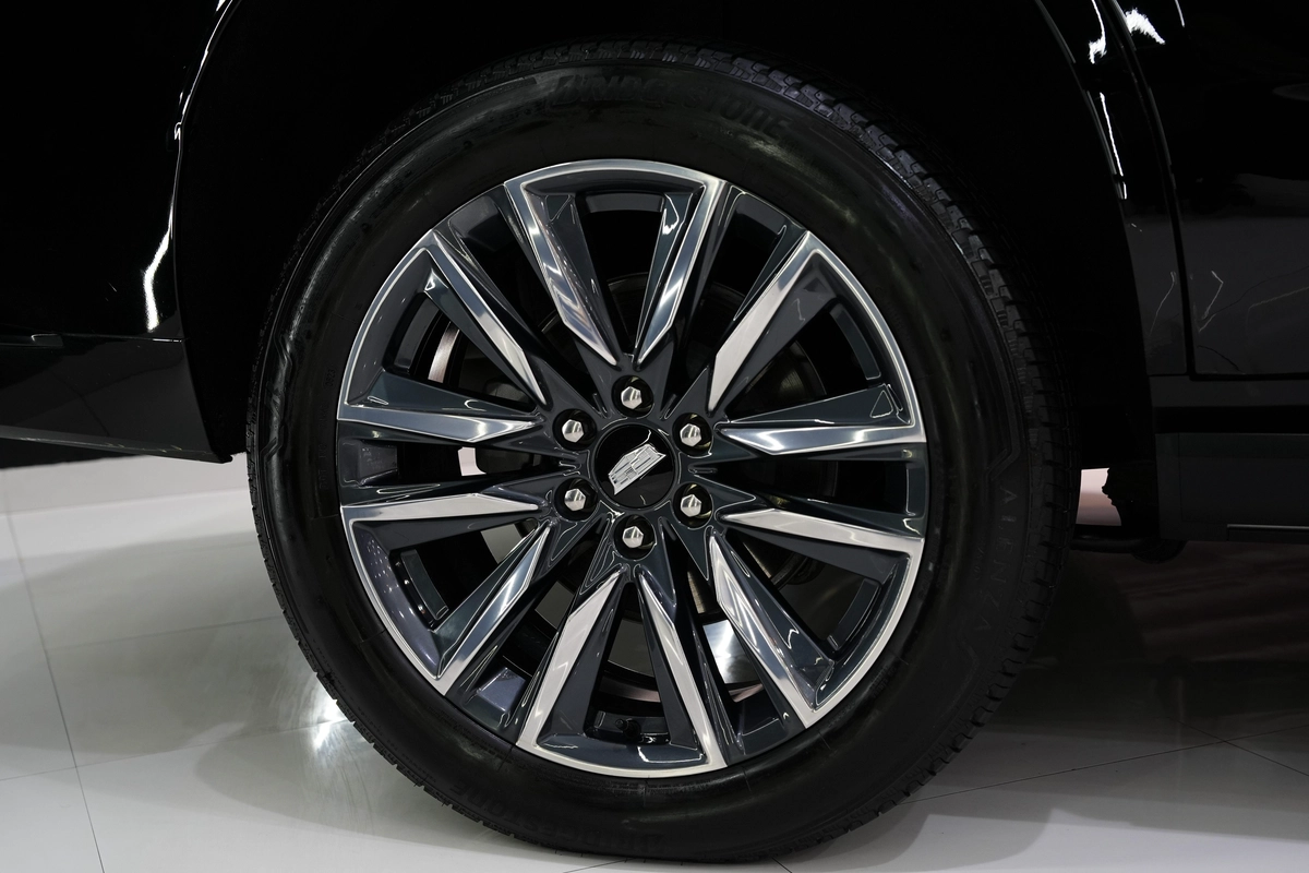 Cadillac Escalade Sport 600 2023-19-19