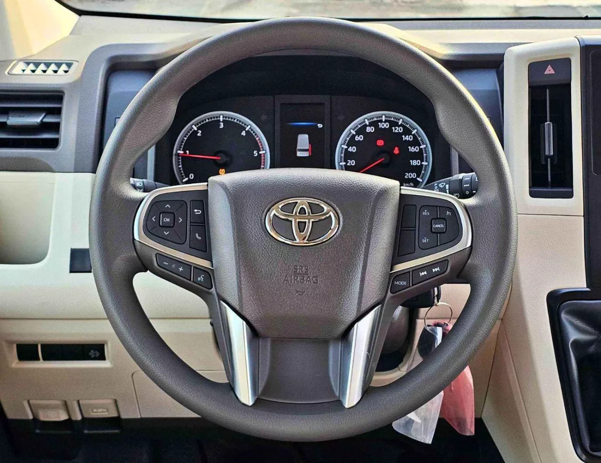 Toyota Hiace GL TOYOTA HIACE HIGHROOF / A/T / 2.8L V4 DIESEL / DVD CAMERA / 13 SEATER (CODE# HRDAGLJ)-12-0