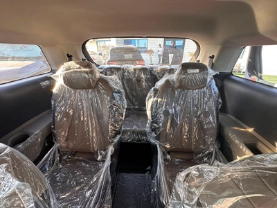 Kia Carnival Brand New Kia Carnival 2026 9 seats-17