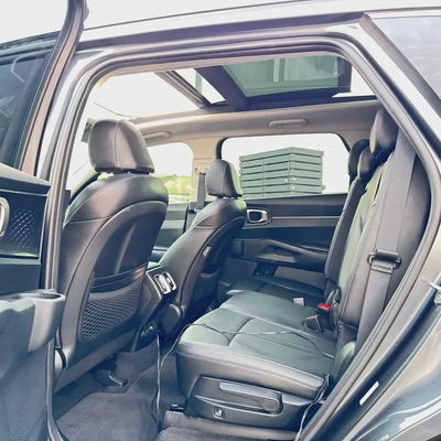 Kia Sorento EX 2022 – Panoramic Sunroof-13