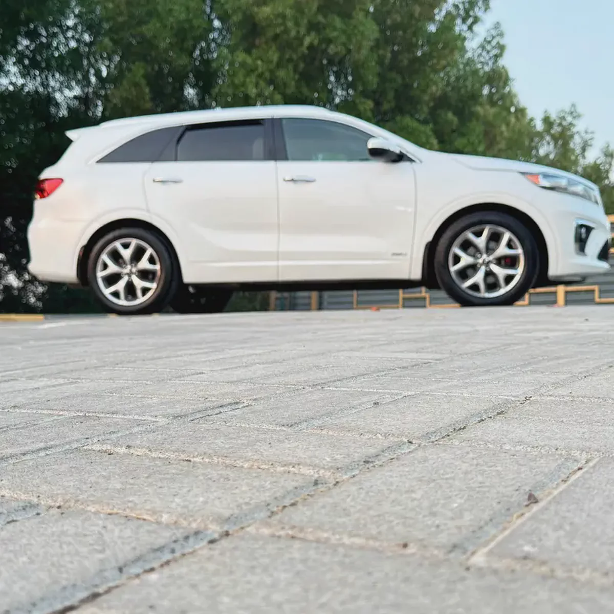 2019 Kia Sorento SX - American Specs - Fully Loaded V6-11-11