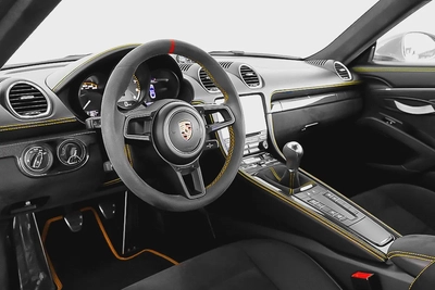 8,140 AED / 60 months | 0% DP | 2020 Porsche Cayman GT4 / Porsche Warranty-6