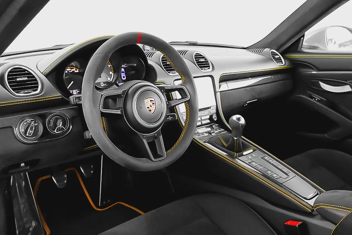 8,140 AED / 60 months | 0% DP | 2020 Porsche Cayman GT4 / Porsche Warranty