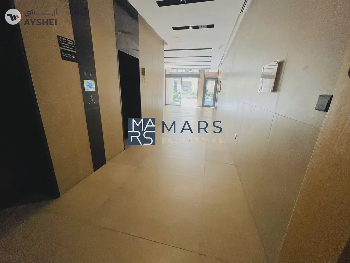| Spacious | Kitchen Appliances |. Community View |-3-3
