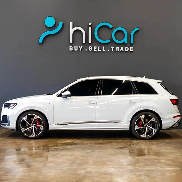AED 2,299 P.M • 0% Downpayment • Audi Q7 55 TFSI quattro S-Line • 1 Year Warranty