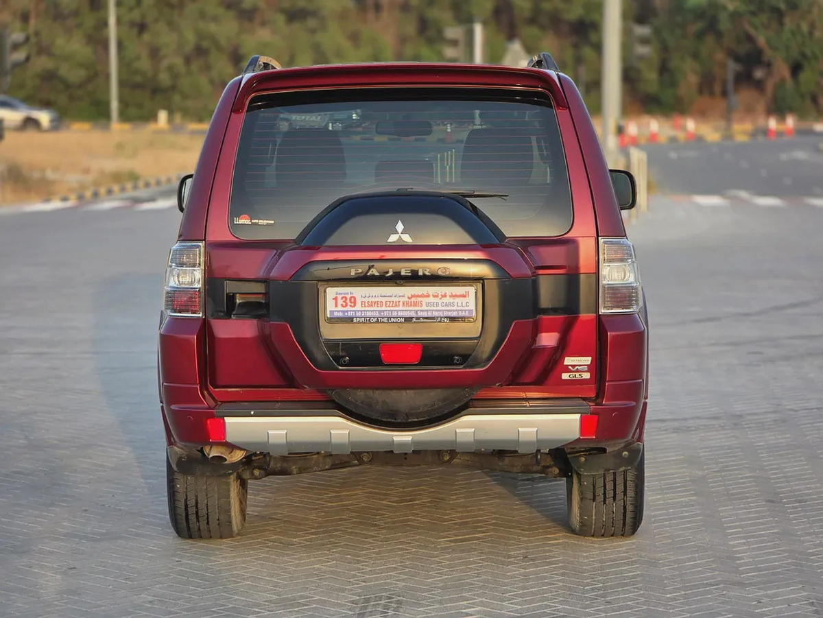 Mitsubishi Pajero GLS 2017 GCC Specs-19-19