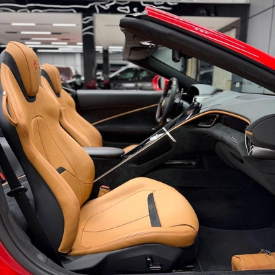 Ferrari Roma Spider | Brand New | GCC Specs with 5 years warranty and 7 years service contract | Latest Ferrari C-11